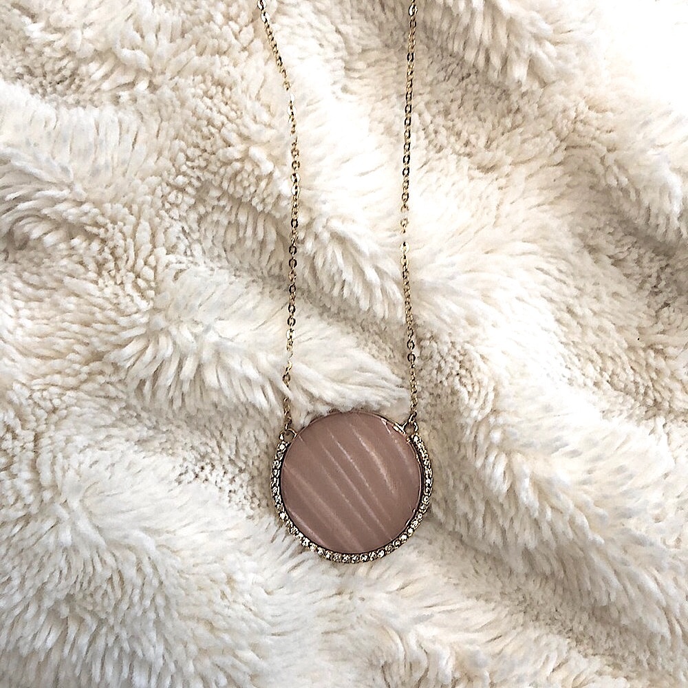 3/$15 — Loft Outlet Disc Pendant Necklace